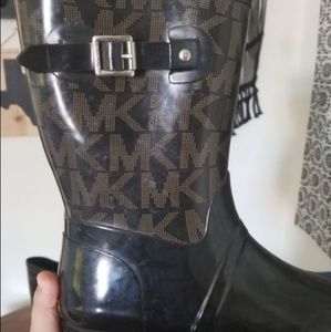 rain boots